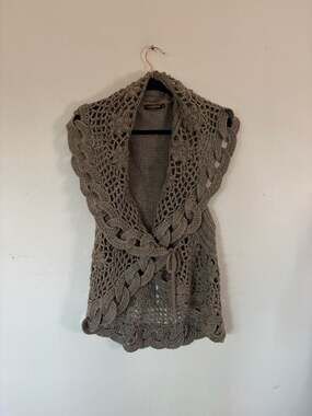 John Fashion Gray Crochet Knit Cardigan Vest Wool Blend Open Front Medium